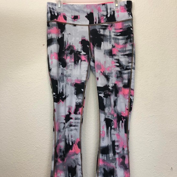 Fabletics Pants - Women’s Pink/Black/White Marbled Leggings | Size XS